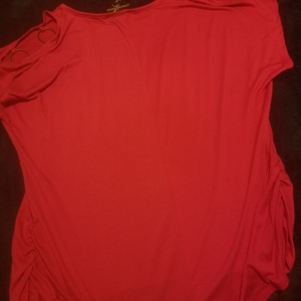 Shirt - Picture 3 of 4